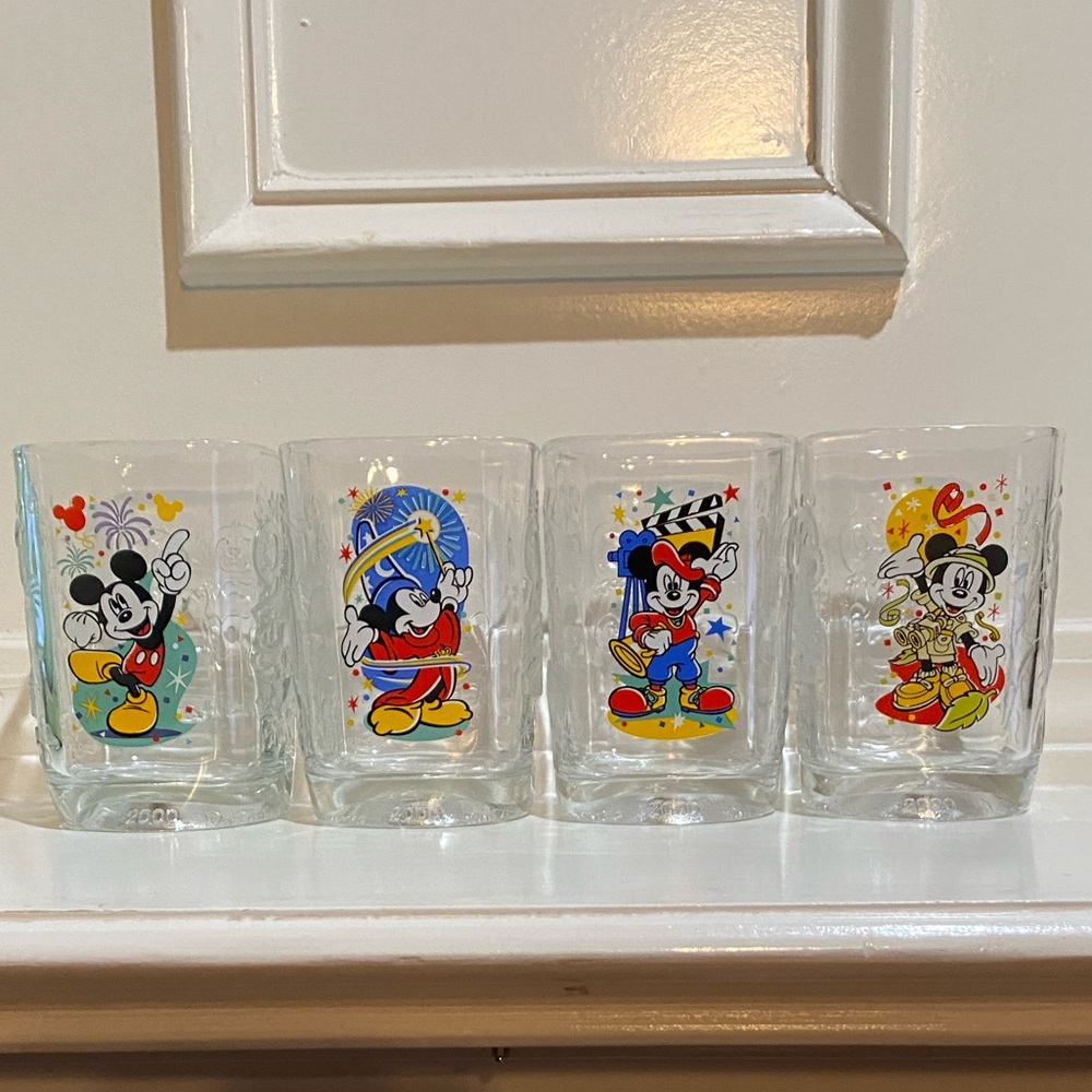 McDonald’s Complete Set of Four Walt Disney World 2000 Glasses